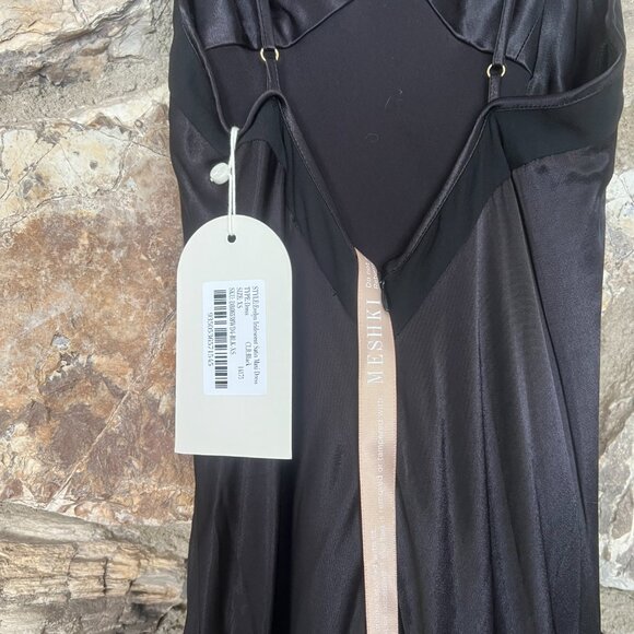 Evelyn Iridescent Satin Maxi Dress with train - Picture 9 of 10